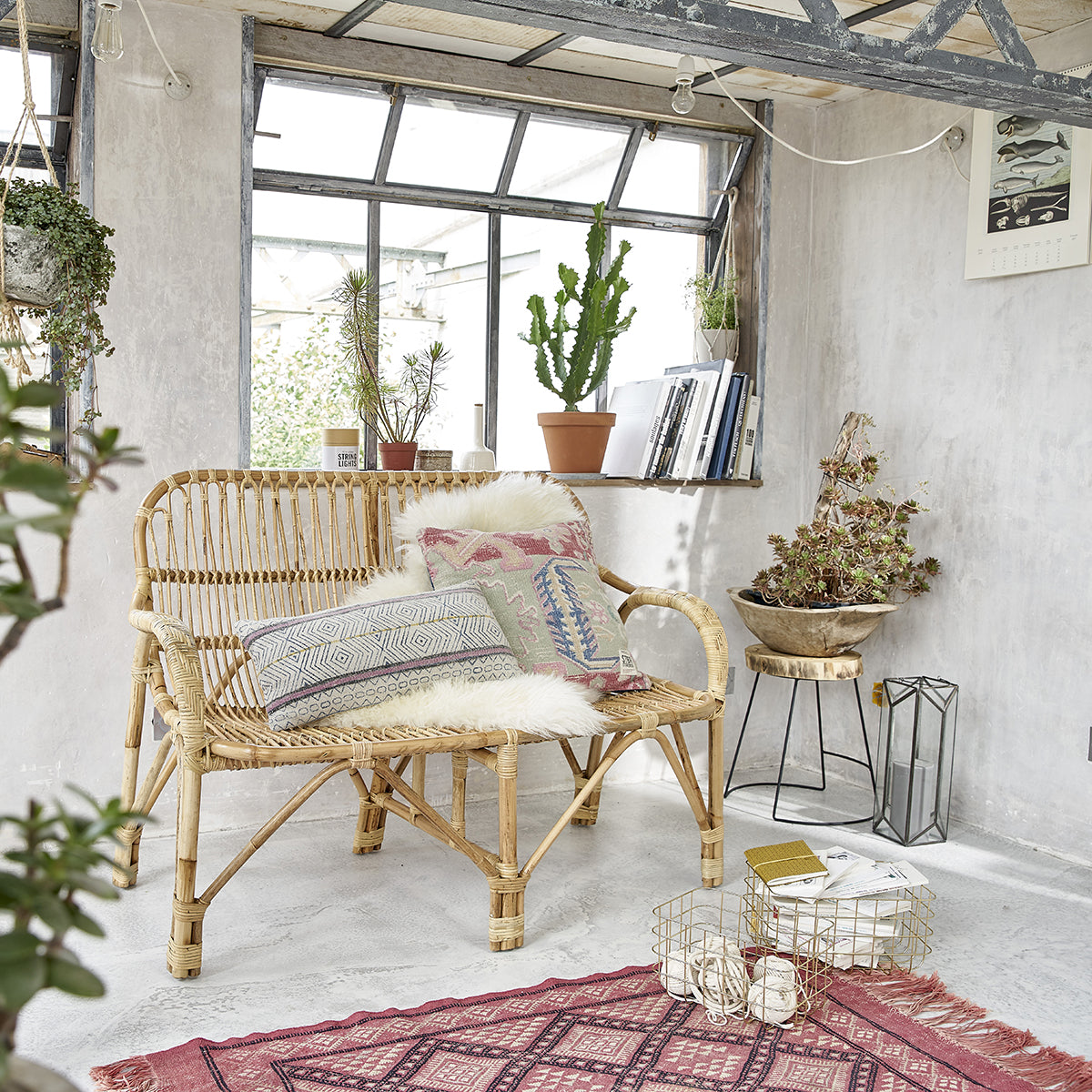 1084-banquette_en_rotin_vintage-01.jpg