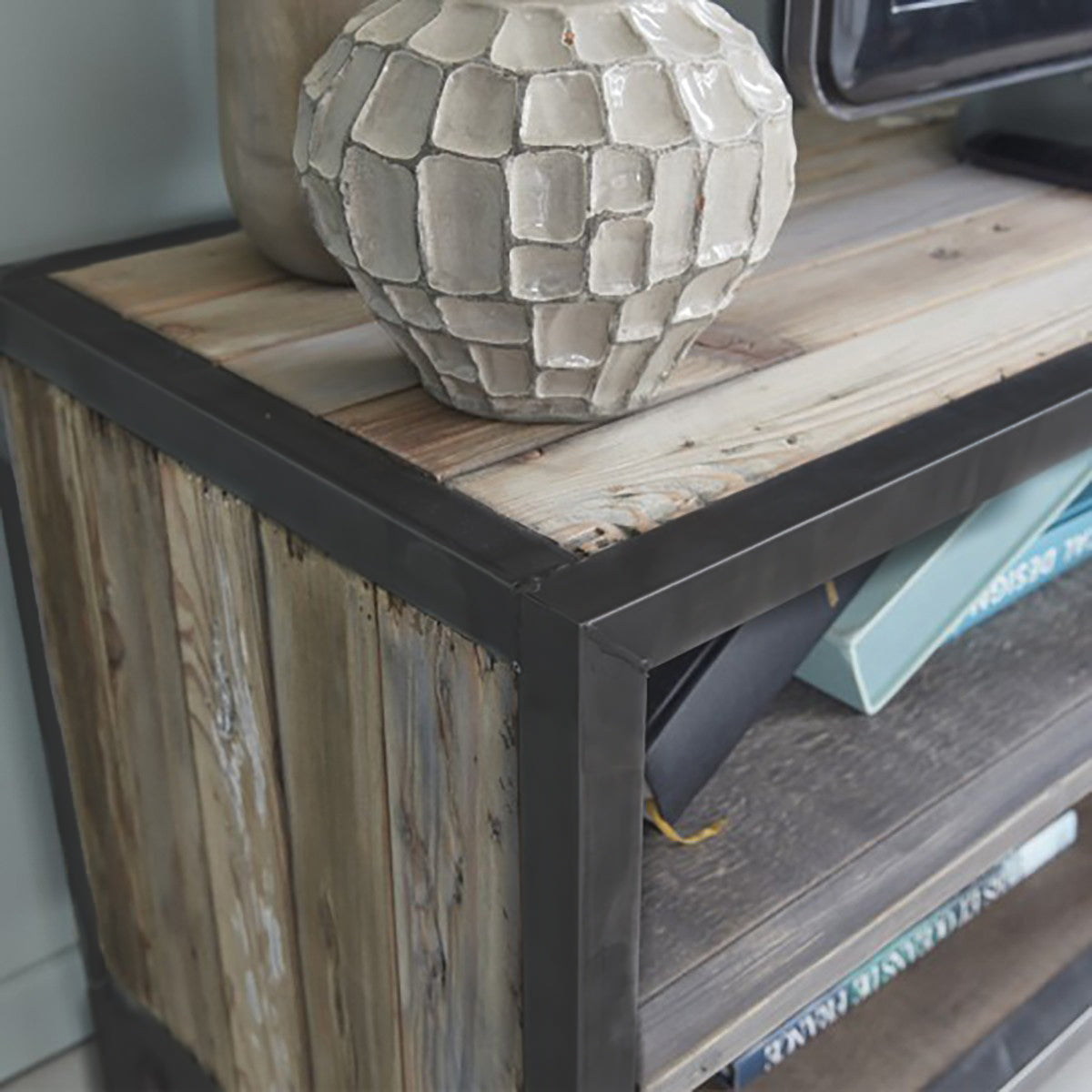 1112-meuble_tv_en_bois_recycle_massif_et_metal_150_cm-04.jpg