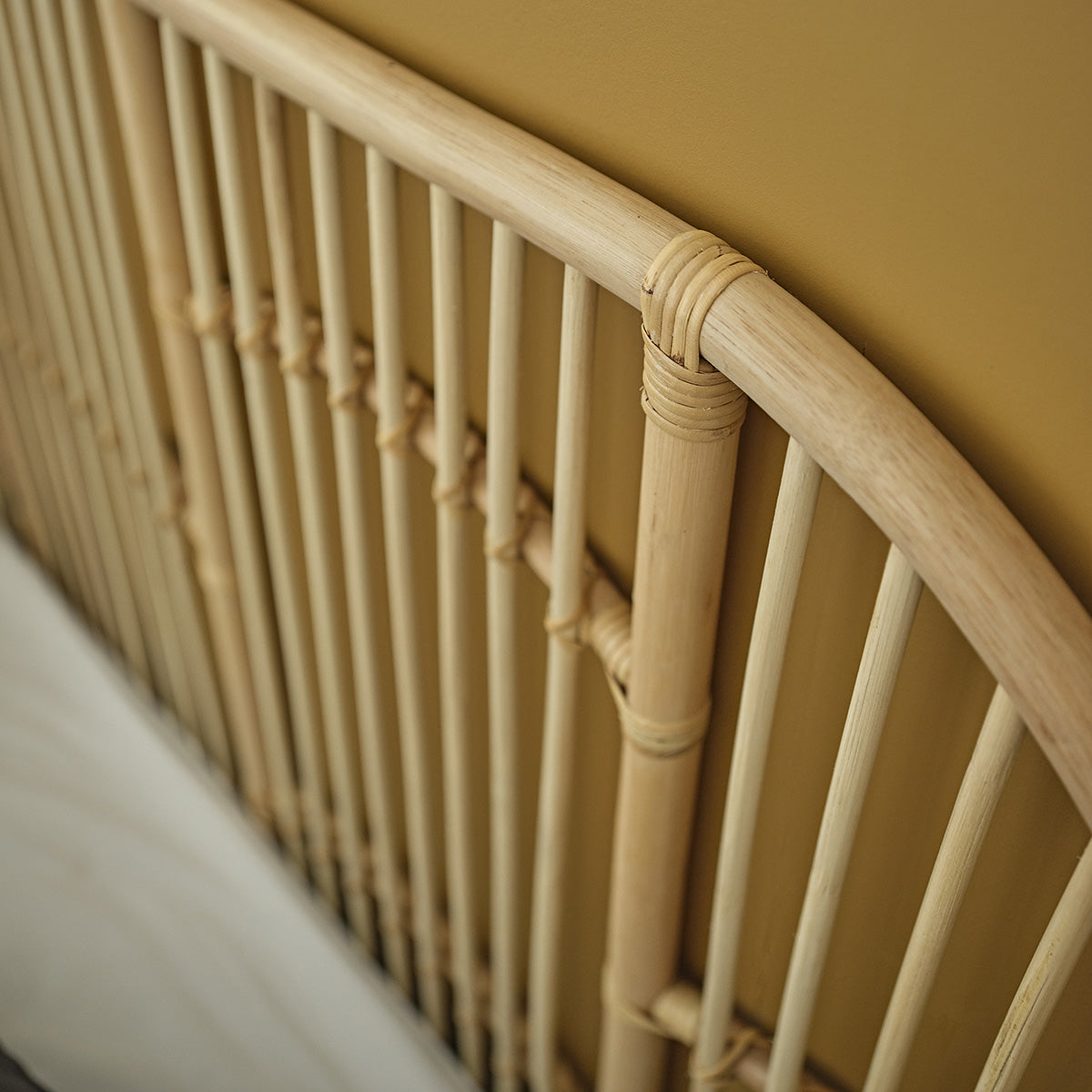 1704-tete_de_lit_en_rotin_160_cm-05.jpg