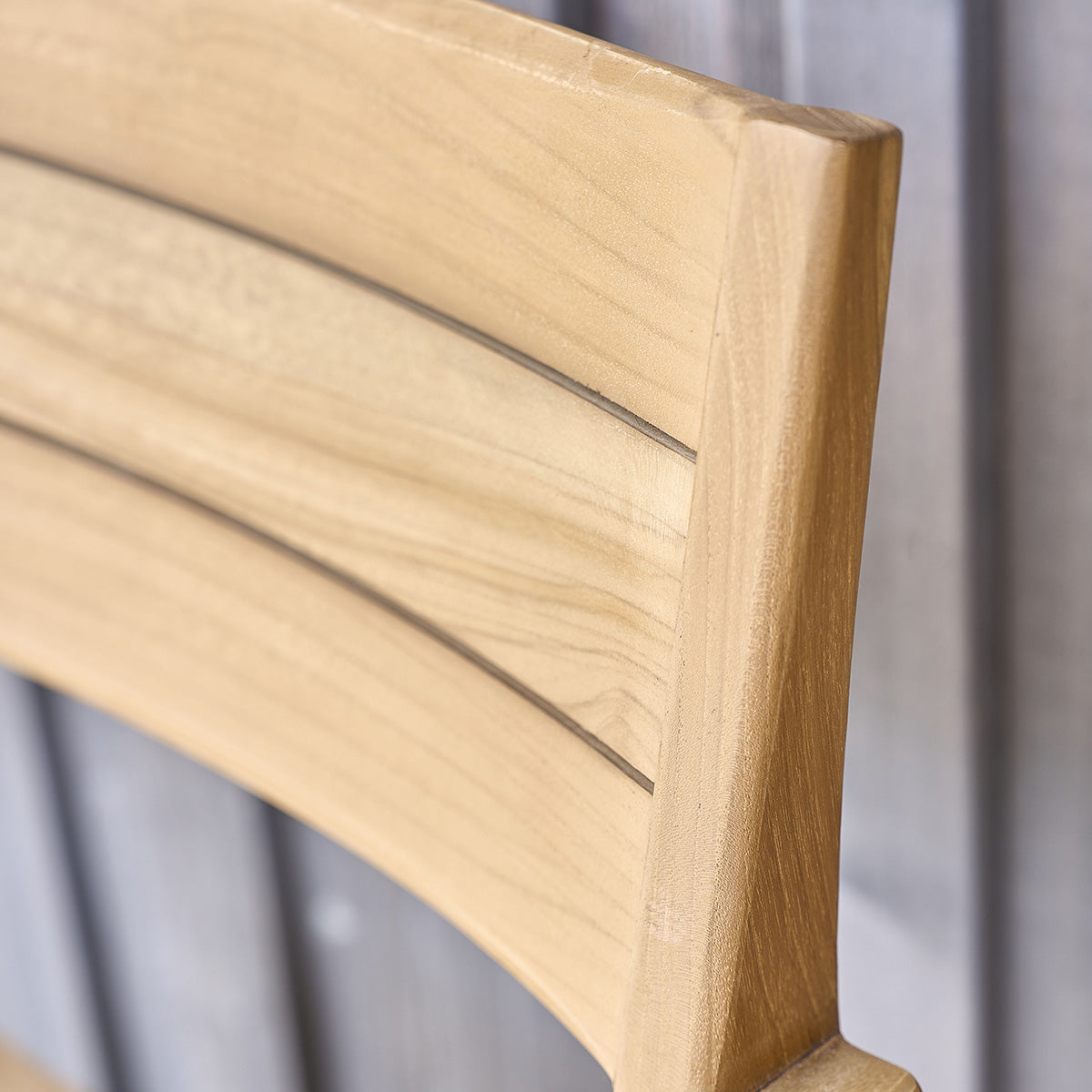 18B-fauteuil_de_jardin_en_teck_massif_lot_de_2-04.jpg