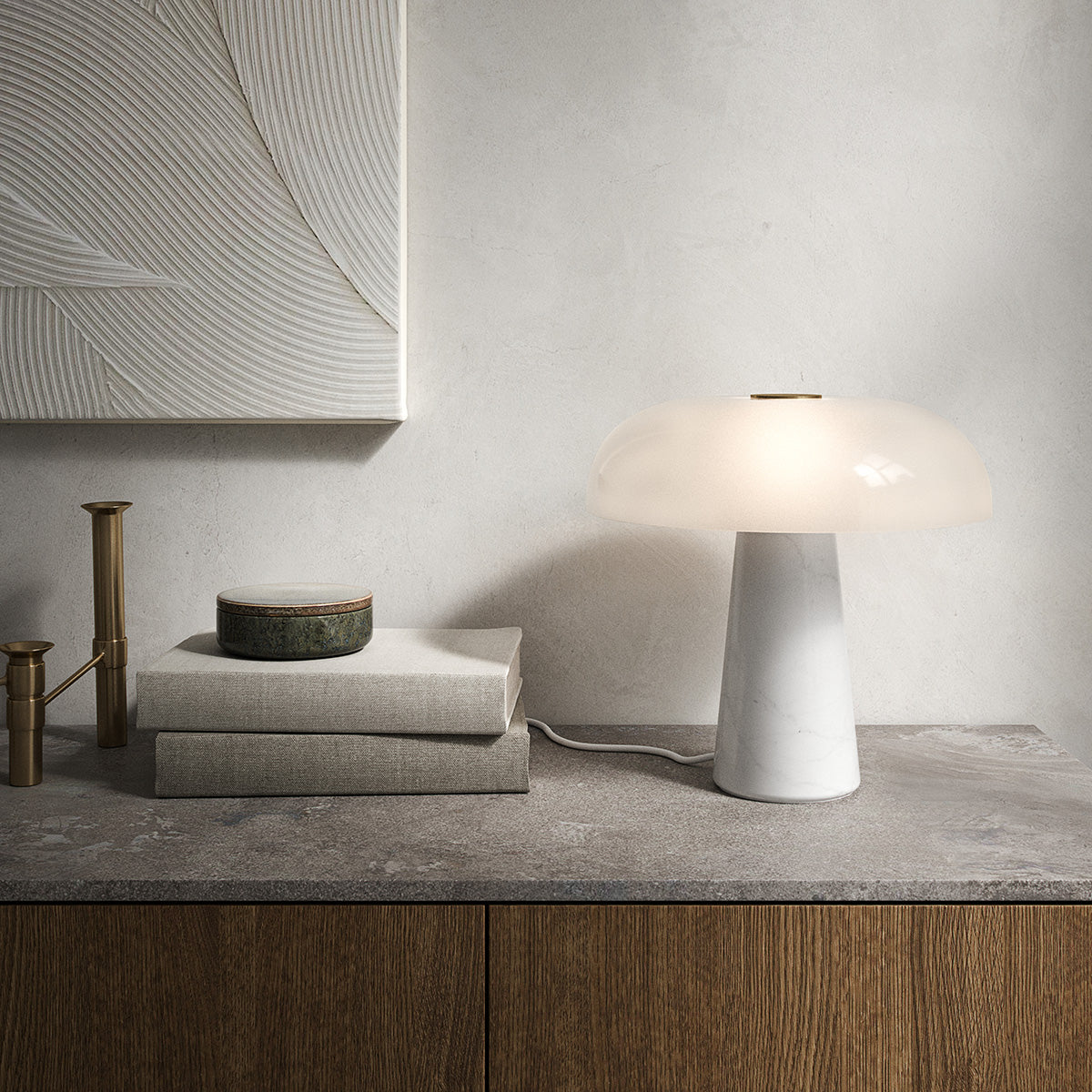 LUM0006-lampe_a_poser_en_marbre_blanc-03.jpg