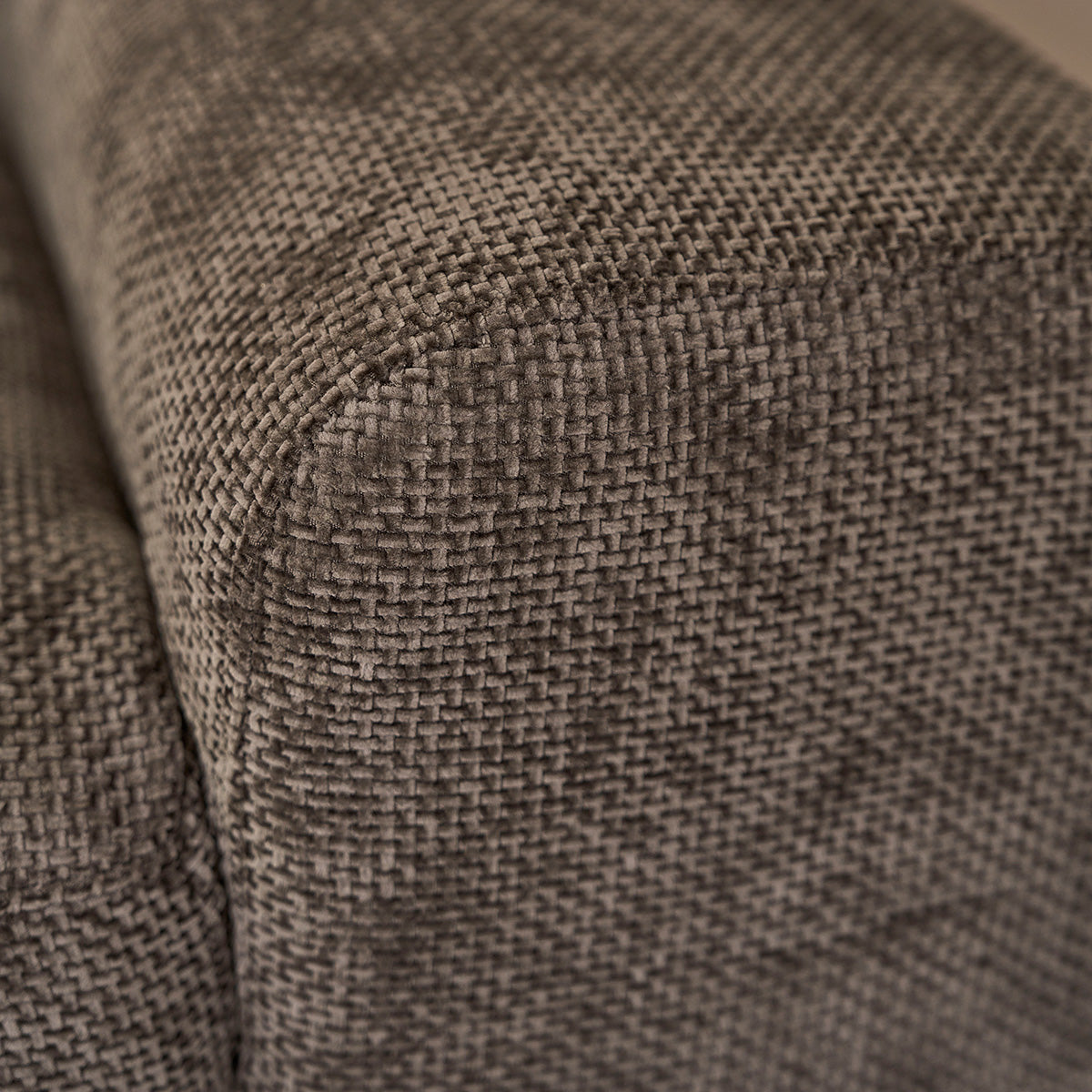 CAN0008-canape_droit_4_places_en_velours_tresse_moka-06.jpg