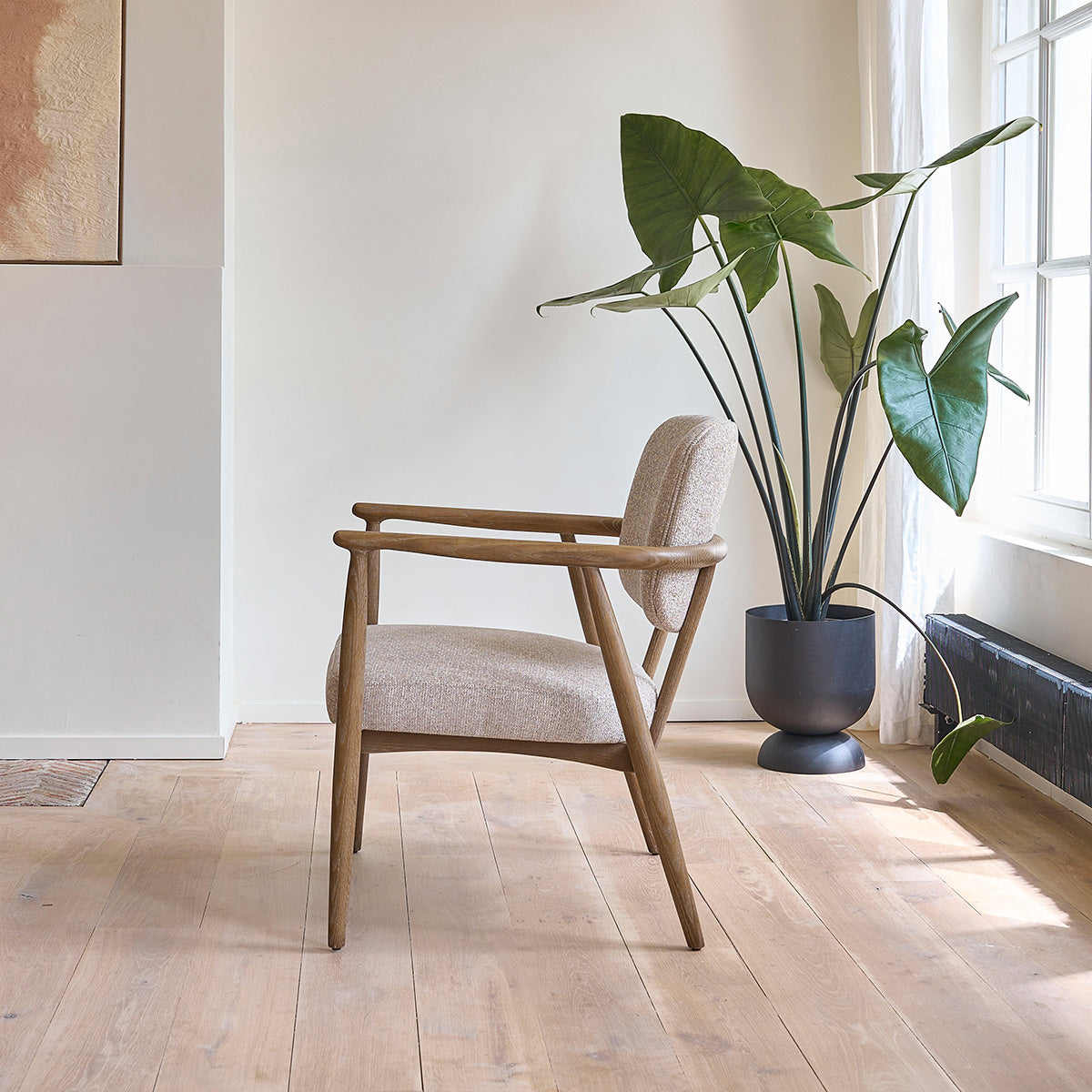 EUGÈNE - Fauteuil en bois de chêne et tissu texturé beige chiné