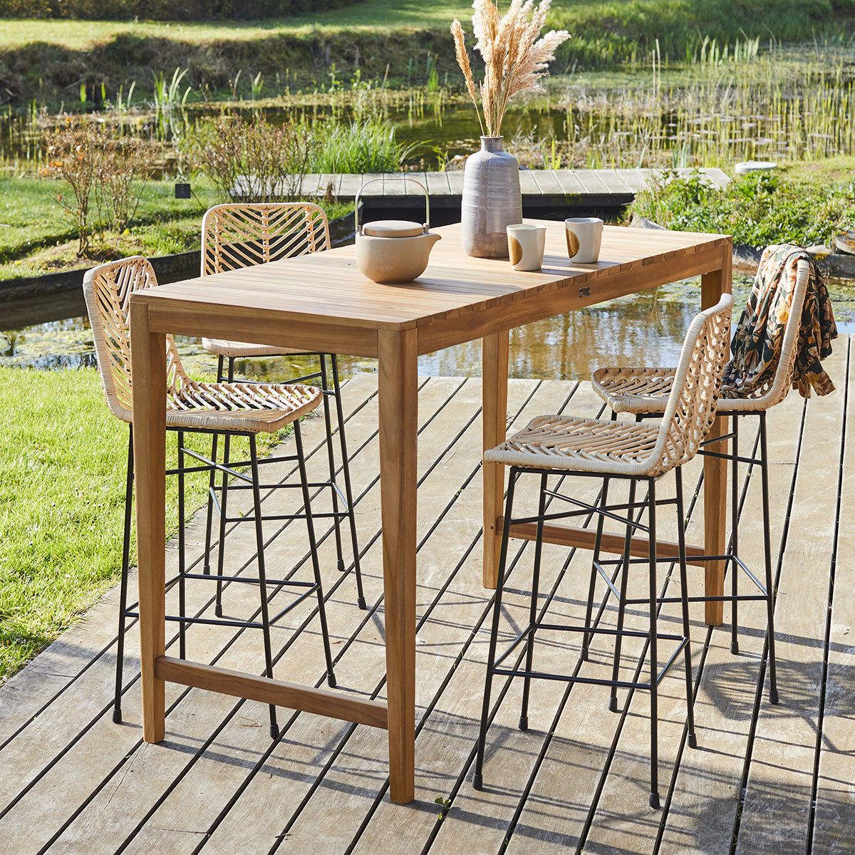 MALTE - Table de jardin en teck massif haute