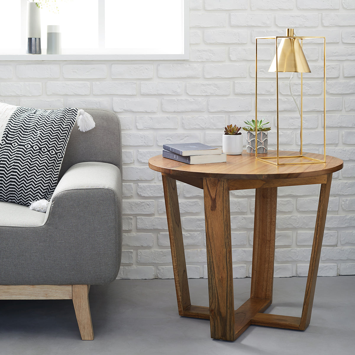 BASILE - Table d'appoint en mindi massif Ø 65 cm