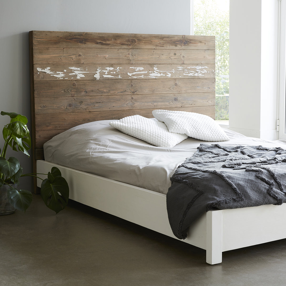 HONFLEUR - Lit en bois recyclé massif 160 cm avec sommier