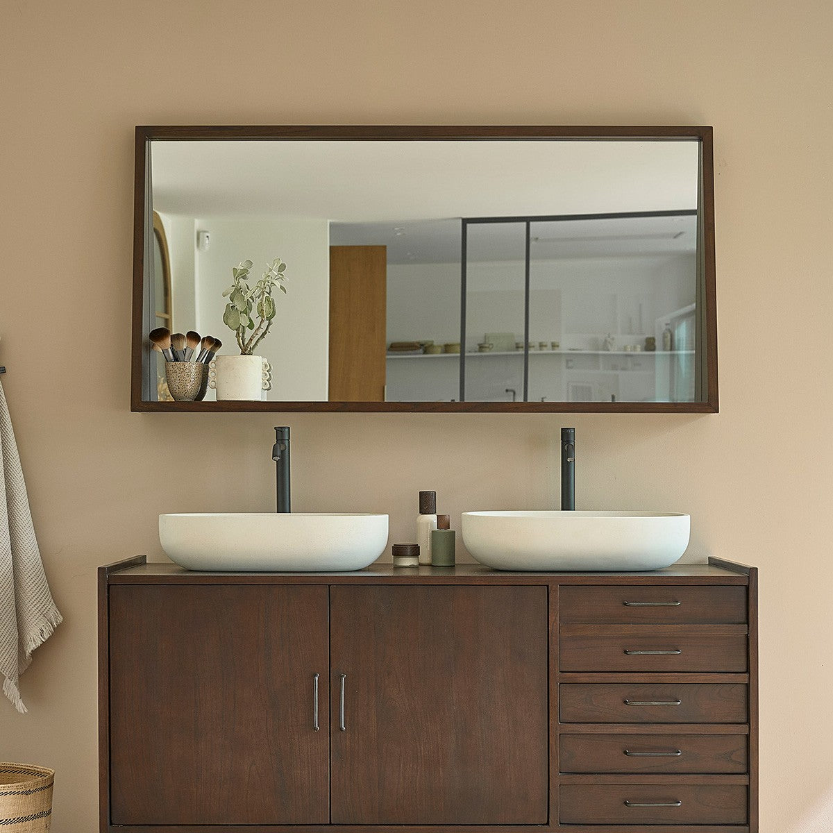 VINTAGE - Miroir en mindi massif finition noyer 135x67 cm