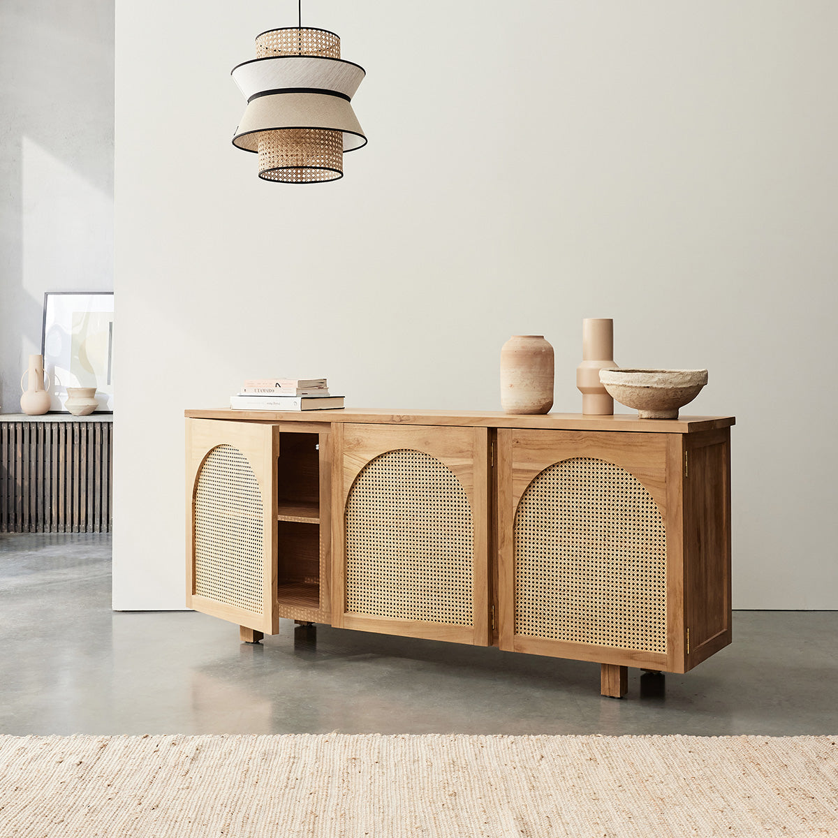 LOÉ - Buffet en teck massif et cannage 183 cm