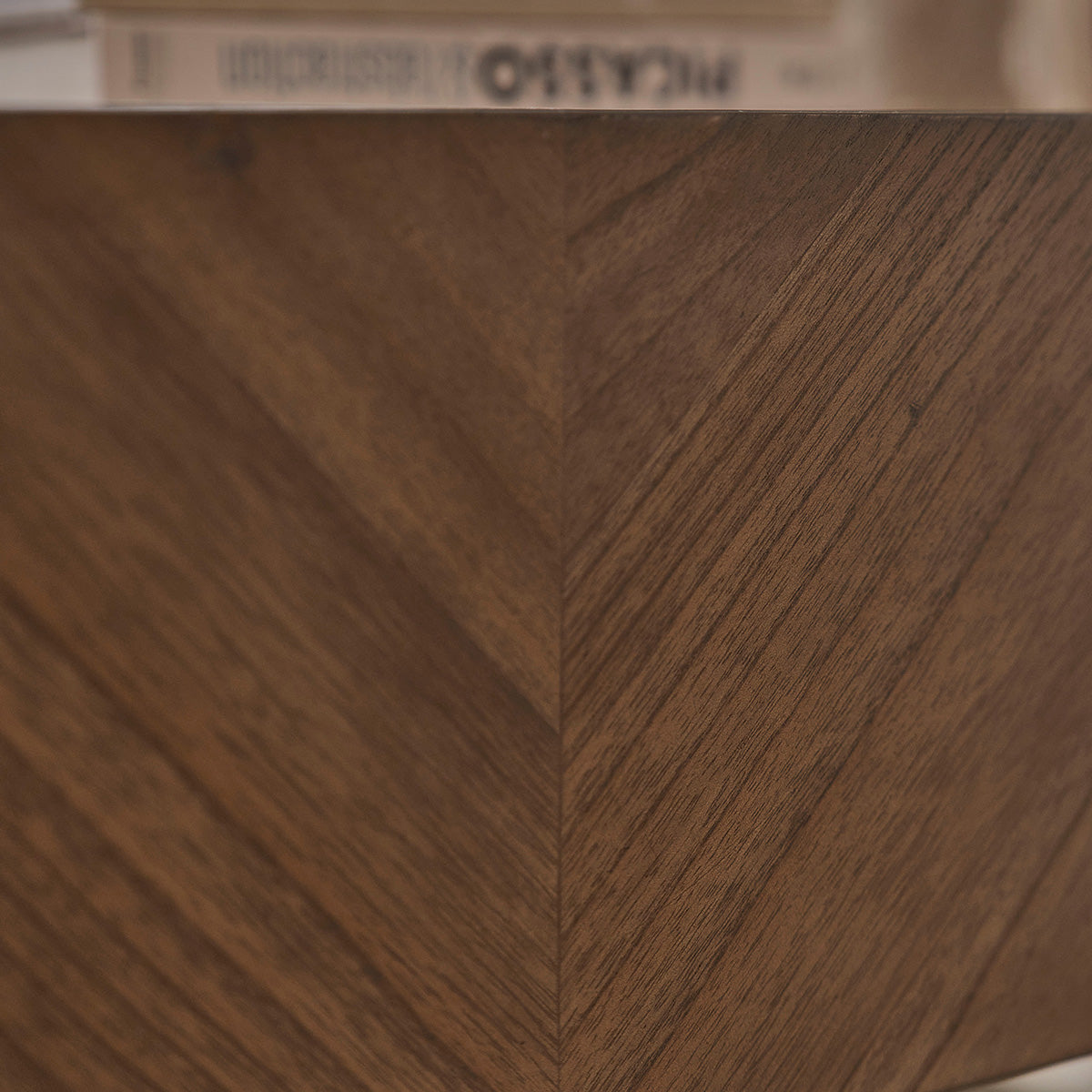 CALIX - Table basse en mindi massif et métal finition noyer 120 cm