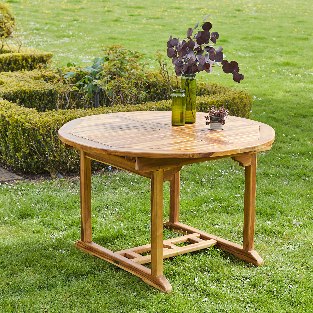 BALI - Table de jardin en teck huilé massif extensible ovale 6/8 pers.