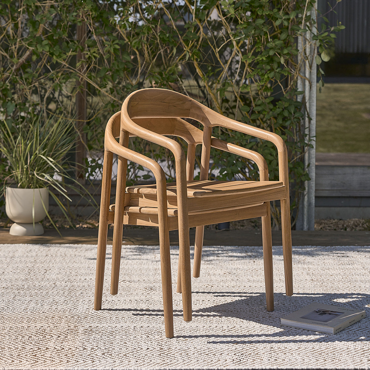 AMBRE - Fauteuil de jardin en teck massif (lot de 2)