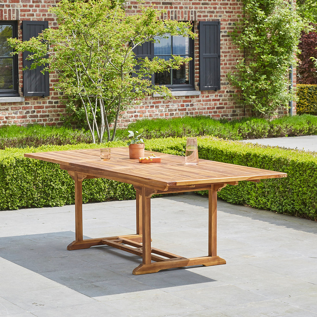 BALI - Table de jardin en teck huilé massif extensible 8/10 pers.