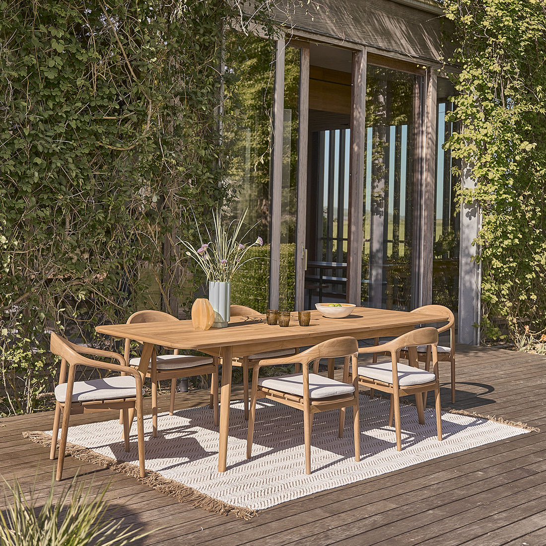 AMBRE - Salon de jardin en teck massif extensible 6/8 pers.