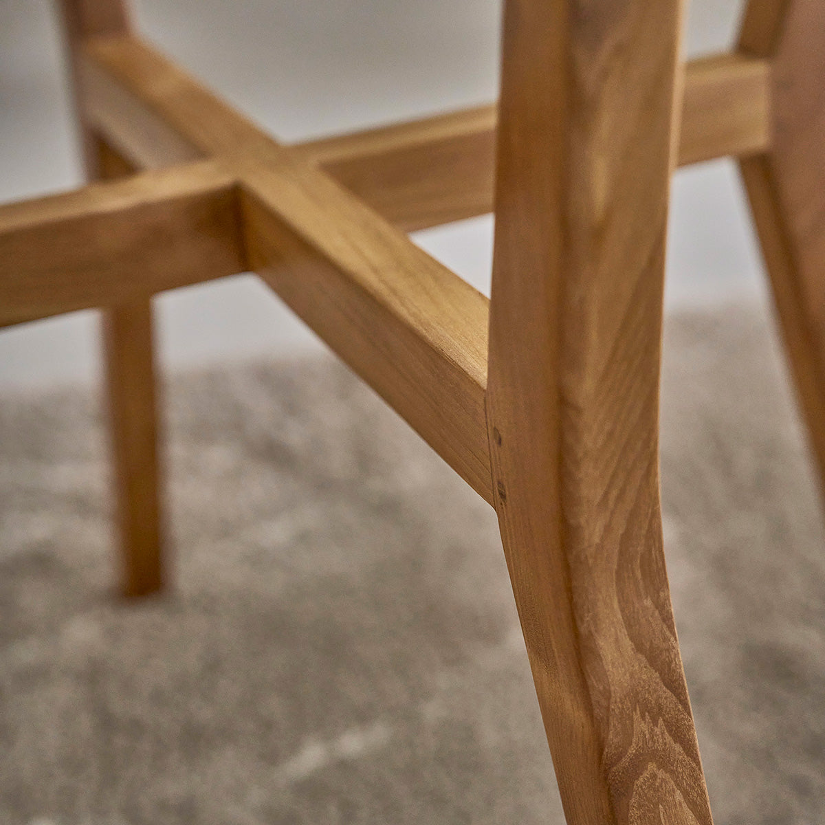 TRISTAN - Table en teck massif ronde 4 pers.