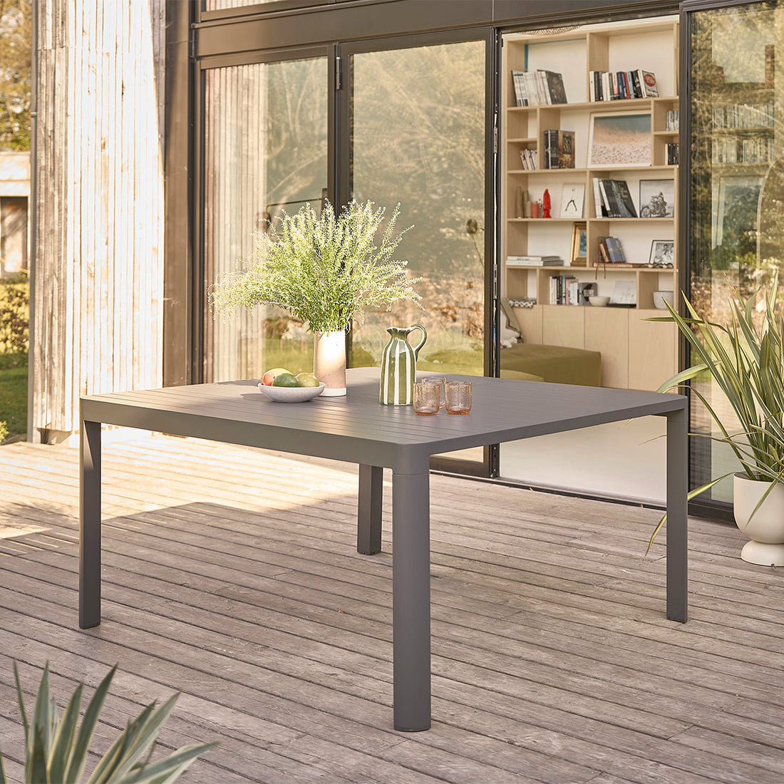 LAGON - Table de jardin en aluminium carrée extensible  4/8 pers.
