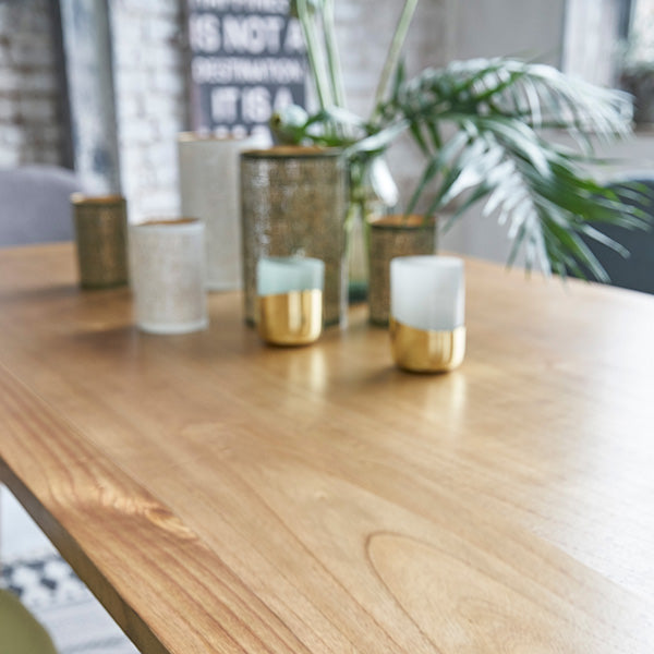 ODDA - Table en mindi massif 8 pers.