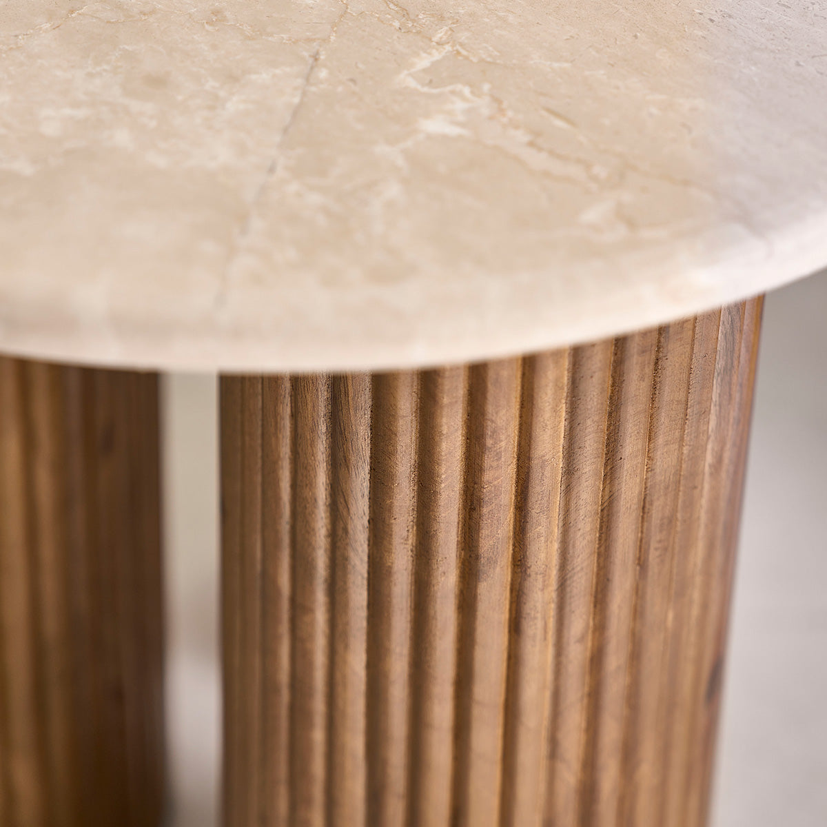 TOSCANE - Table d'appoint en bois de manguier et marbre ronde