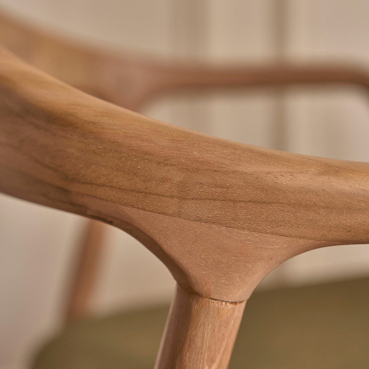 AMBRE - Lot de 2 chaises en teck massif assise velours côtelé kaki