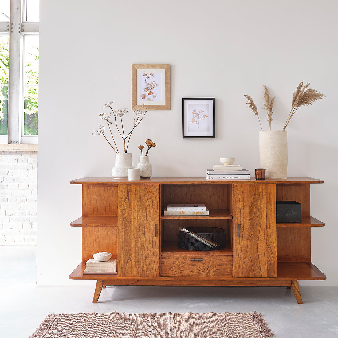 CELESTE - Buffet en mindi massif 180 cm
