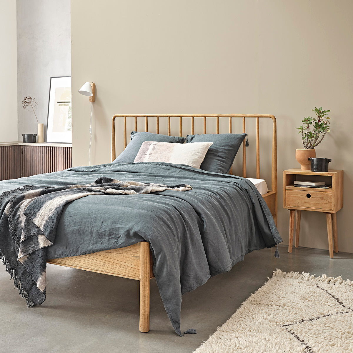 ESMEE - Lit en mindi massif 160 cm