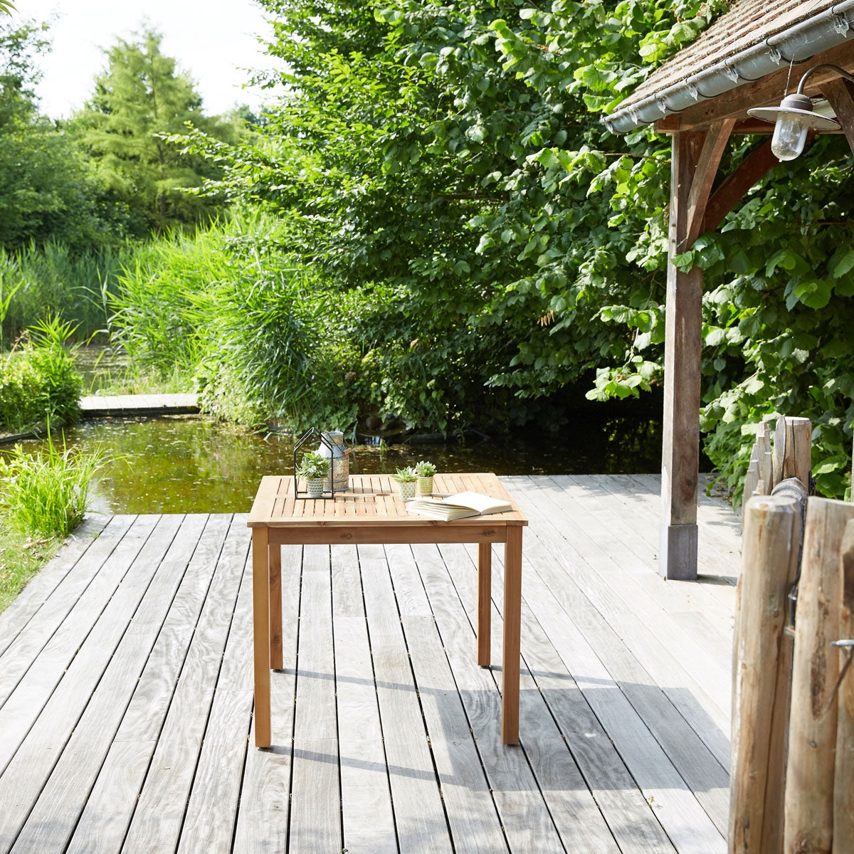 HANOÏ - Salon de jardin en acacia massif FSC® et textilène gris 4 pers.