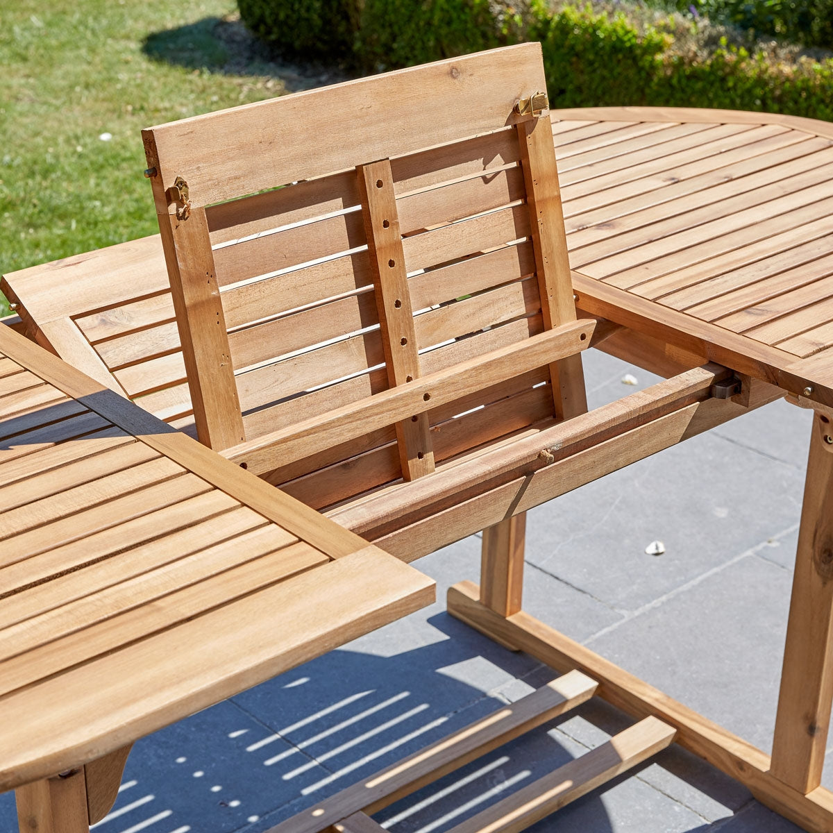 HANOÏ - Table de jardin en acacia massif FSC® extensible ovale 6/8 pers.