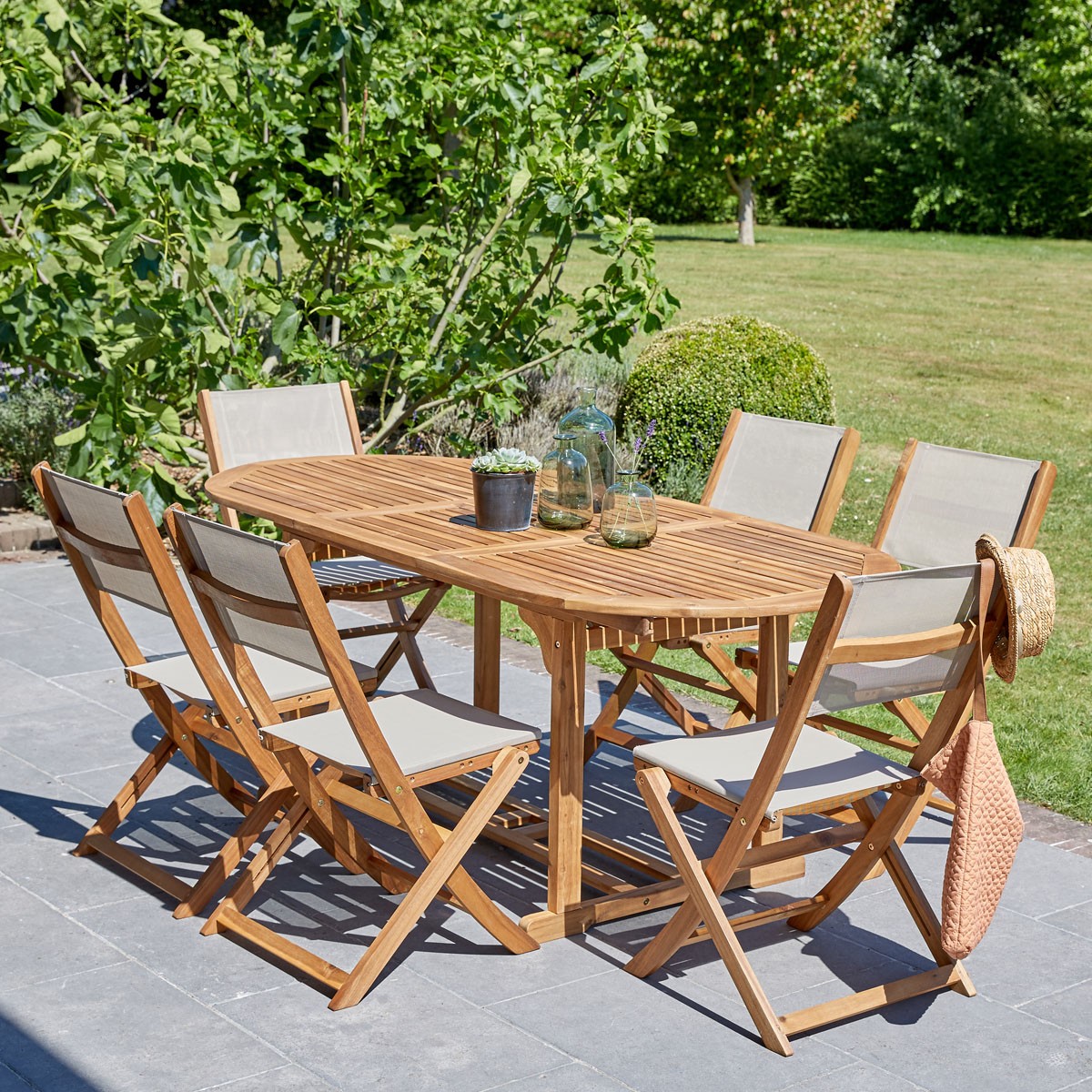 HANOÏ - Table de jardin en acacia massif FSC® extensible ovale 6/8 pers.