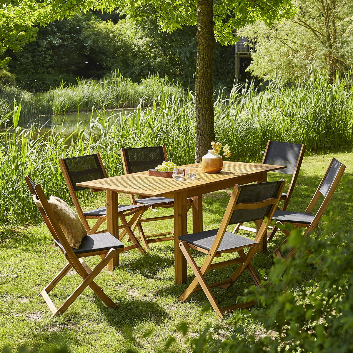 HANOÏ - Salon de jardin en acacia extensible 6/8 pers.