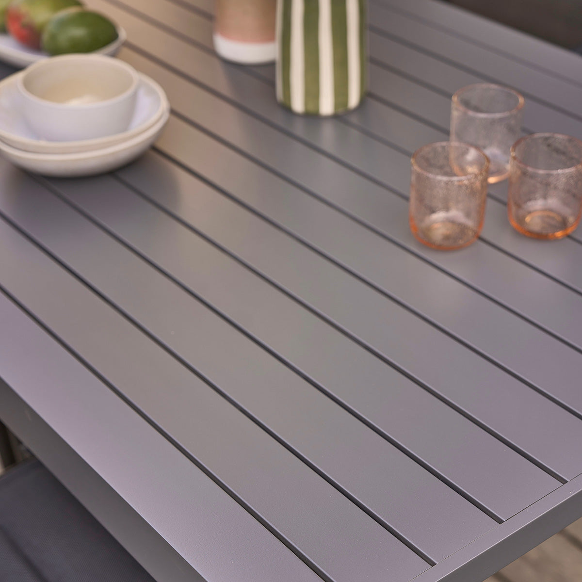 LAGON - Salon de jardin en aluminium extensible gris 6/8 pers.