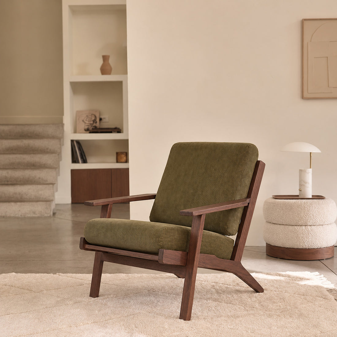 ACHILLE - Fauteuil en mindi massif foncé et velours côtelé vert