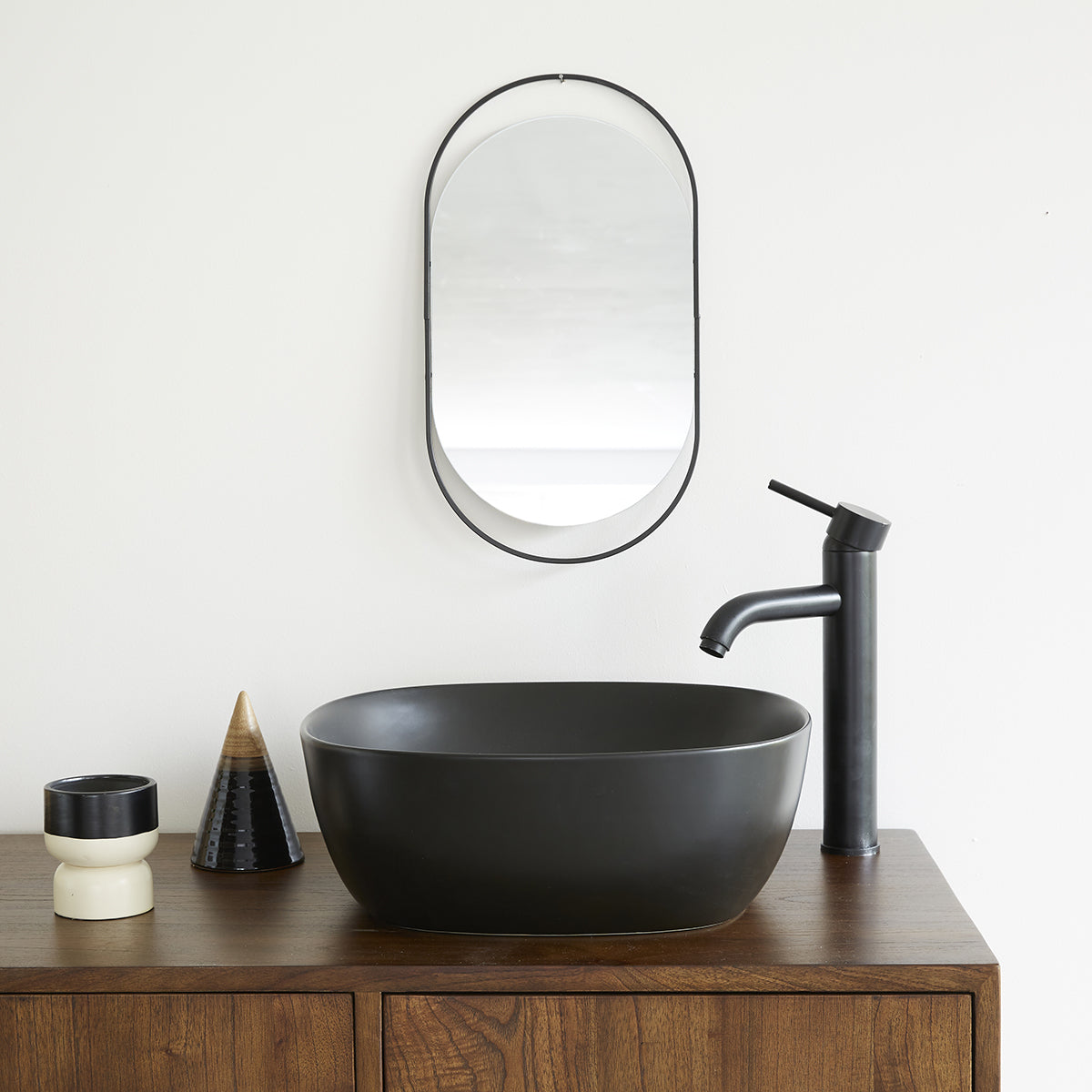 IRIS - Vasque en céramique noire Ø41 cm