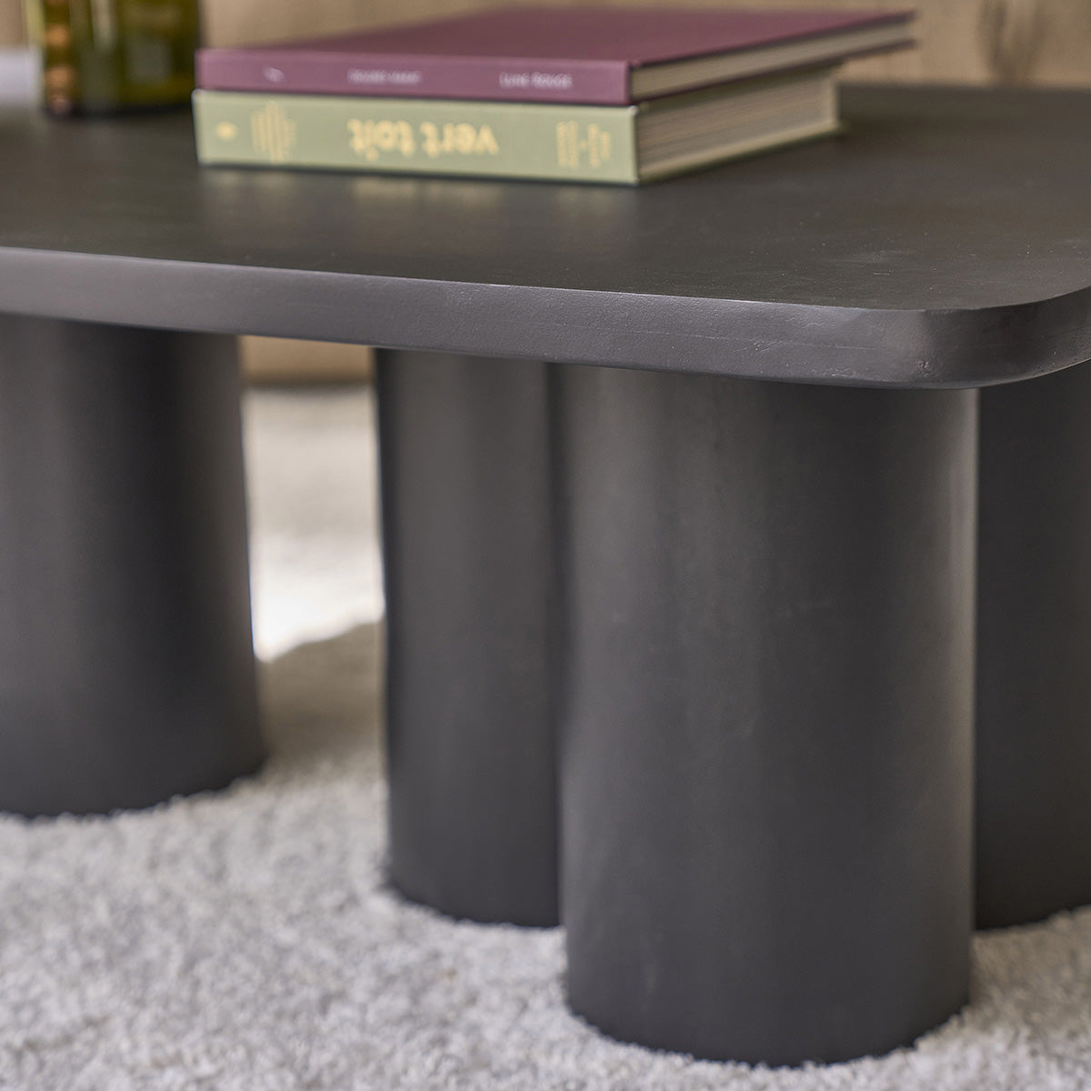 TBB0008-table_basse_en_manguier_massif_noir_120_cm-05.jpg