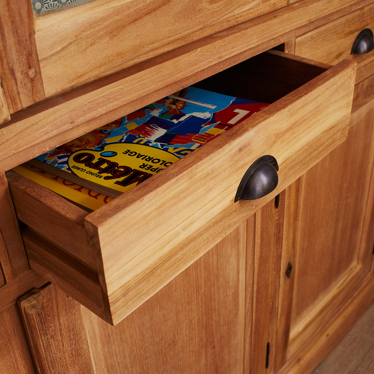 BOSTON - Vaisselier en teck massif 150 cm