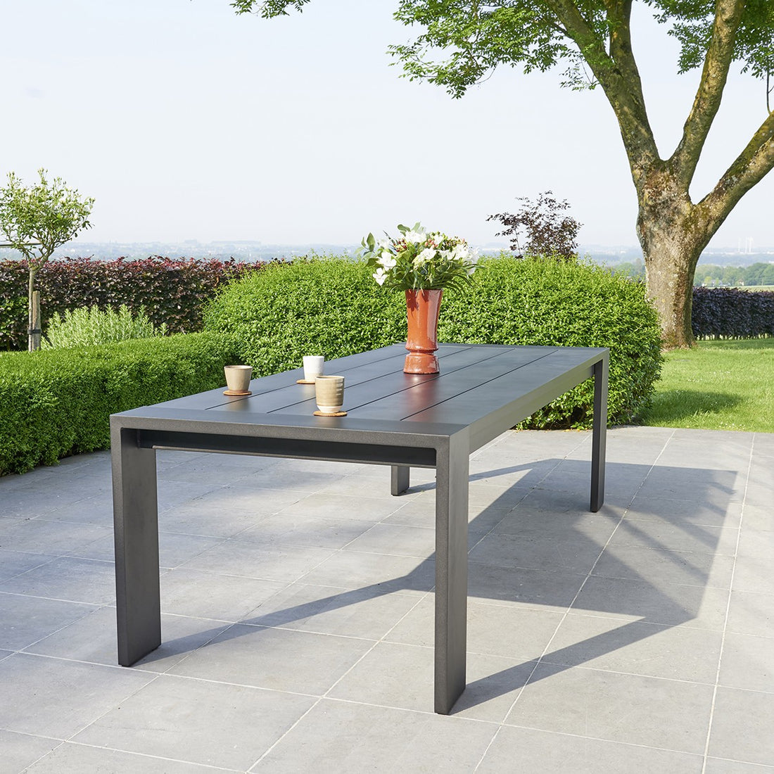 IBIZA - Table de jardin en aluminium noir 8 pers.