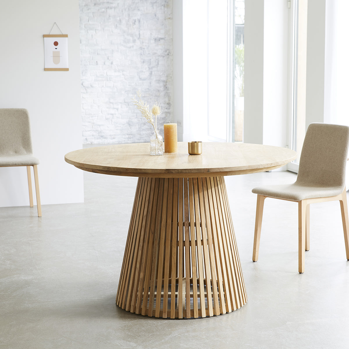 VICTORIA - Table en teck massif ronde 4 pers.