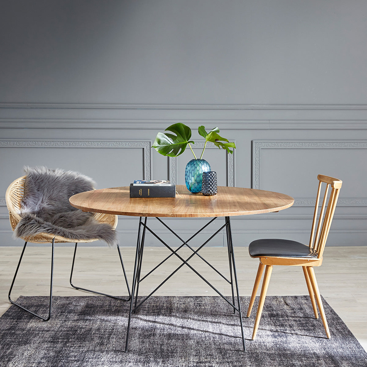 TILO - Table en mindi massif ronde 4 pers.