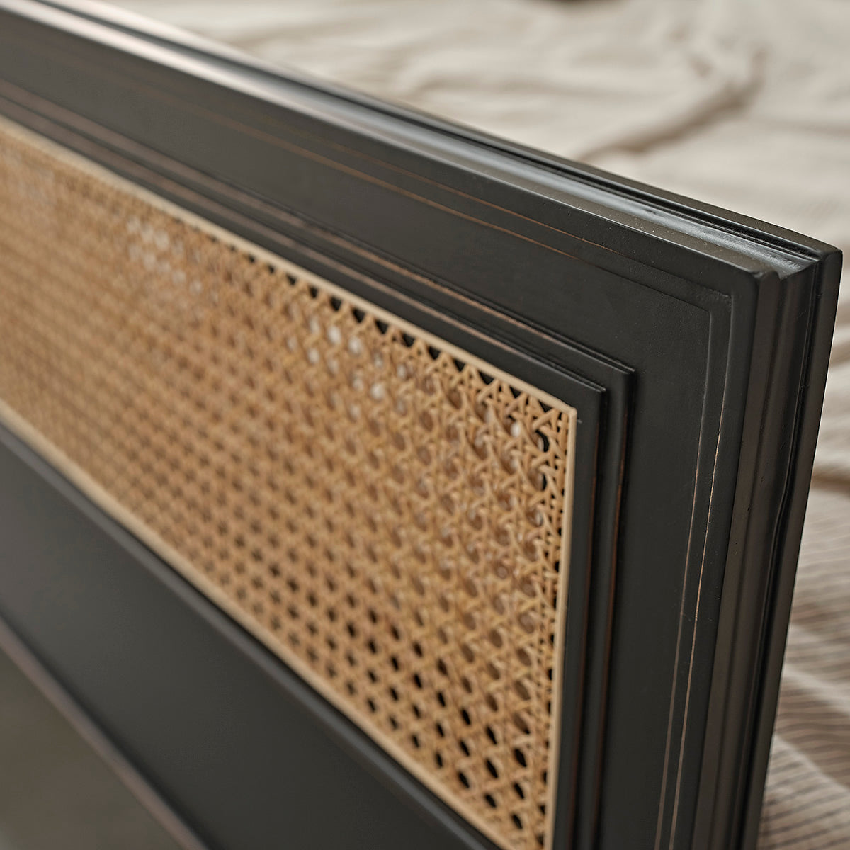 SOHO - Lit en cannage et bois d'acajou 160 cm avec sommier