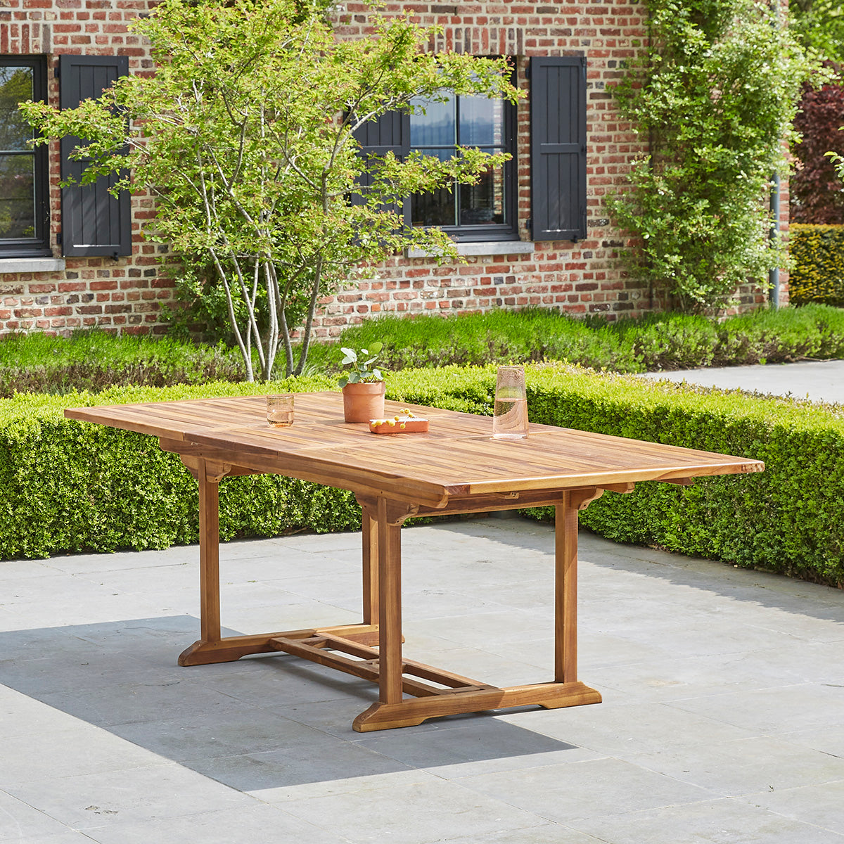 BALI - Table de jardin en teck huilé massif extensible 8/10 pers.
