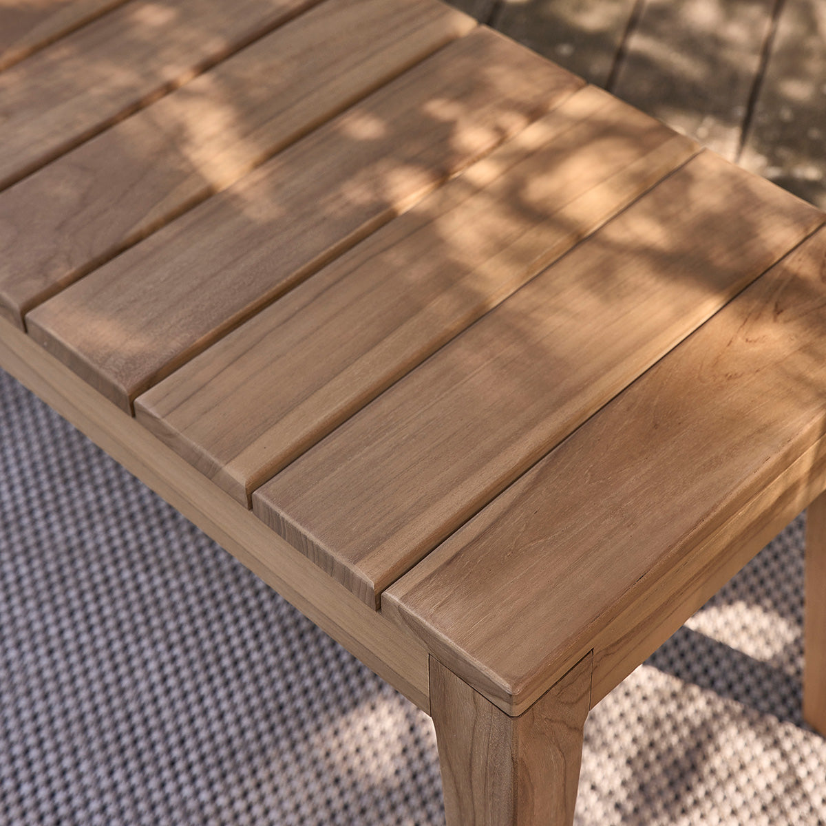 BARI - Banc de jardin en teck massif 180 cm avec coussin