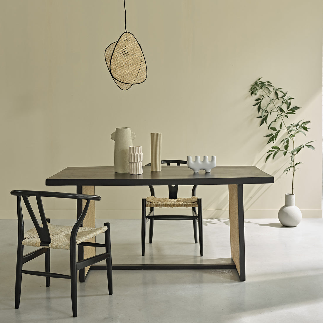 BLAISE - Table en manguier massif et cannage 6 pers.