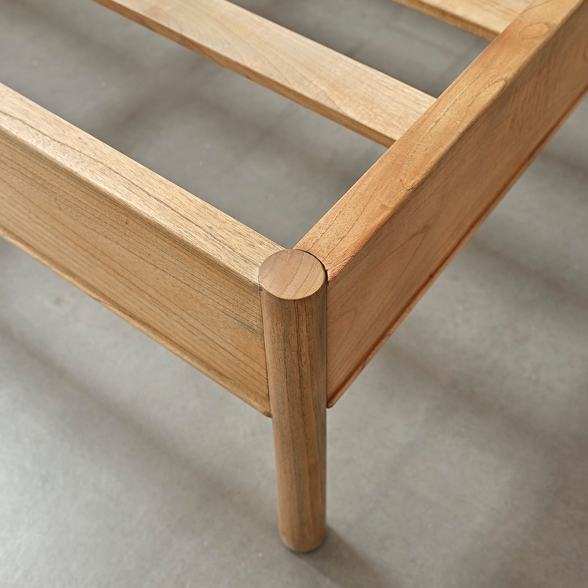 ESMEE - Lit en mindi massif 160 cm