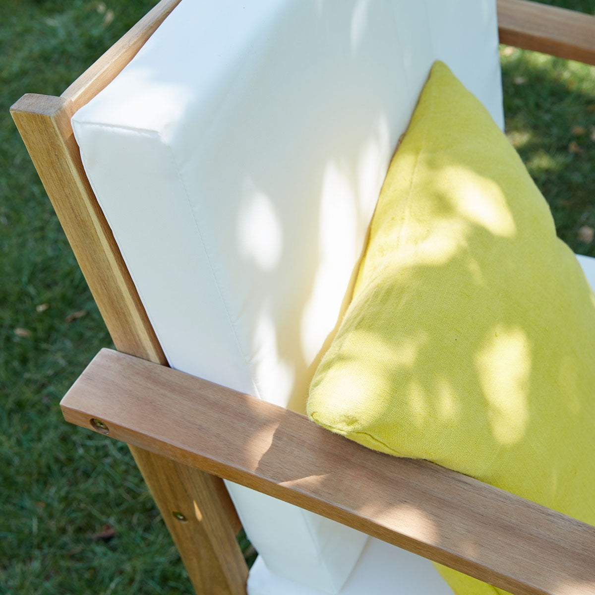 HANOÏ - Salon de jardin en acacia massif 4 pers.