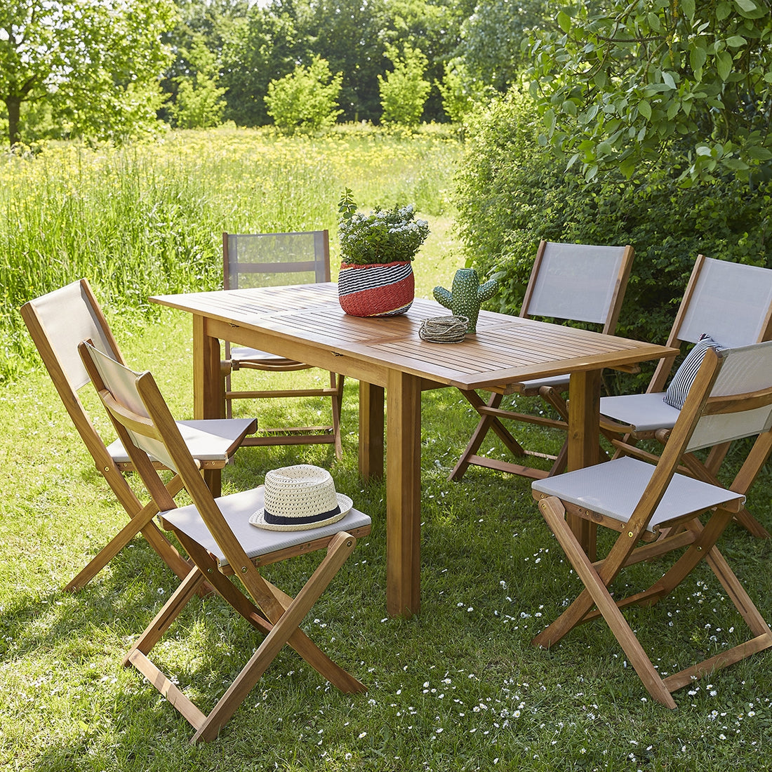 HANOÏ - Salon de jardin en acacia extensible 6/8 pers.