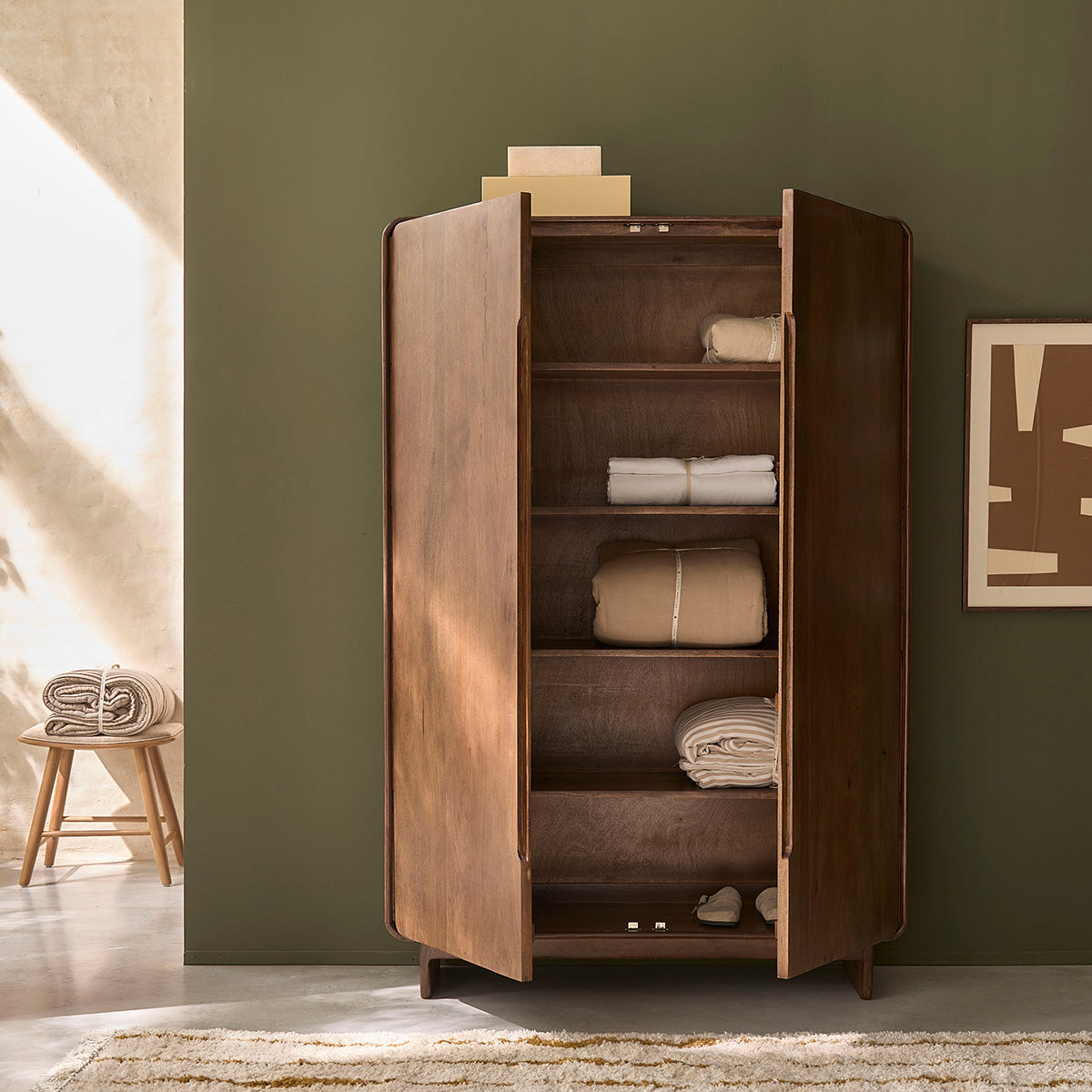 ARM0001-armoire_en_manguier_massif_120_cm-04.jpg