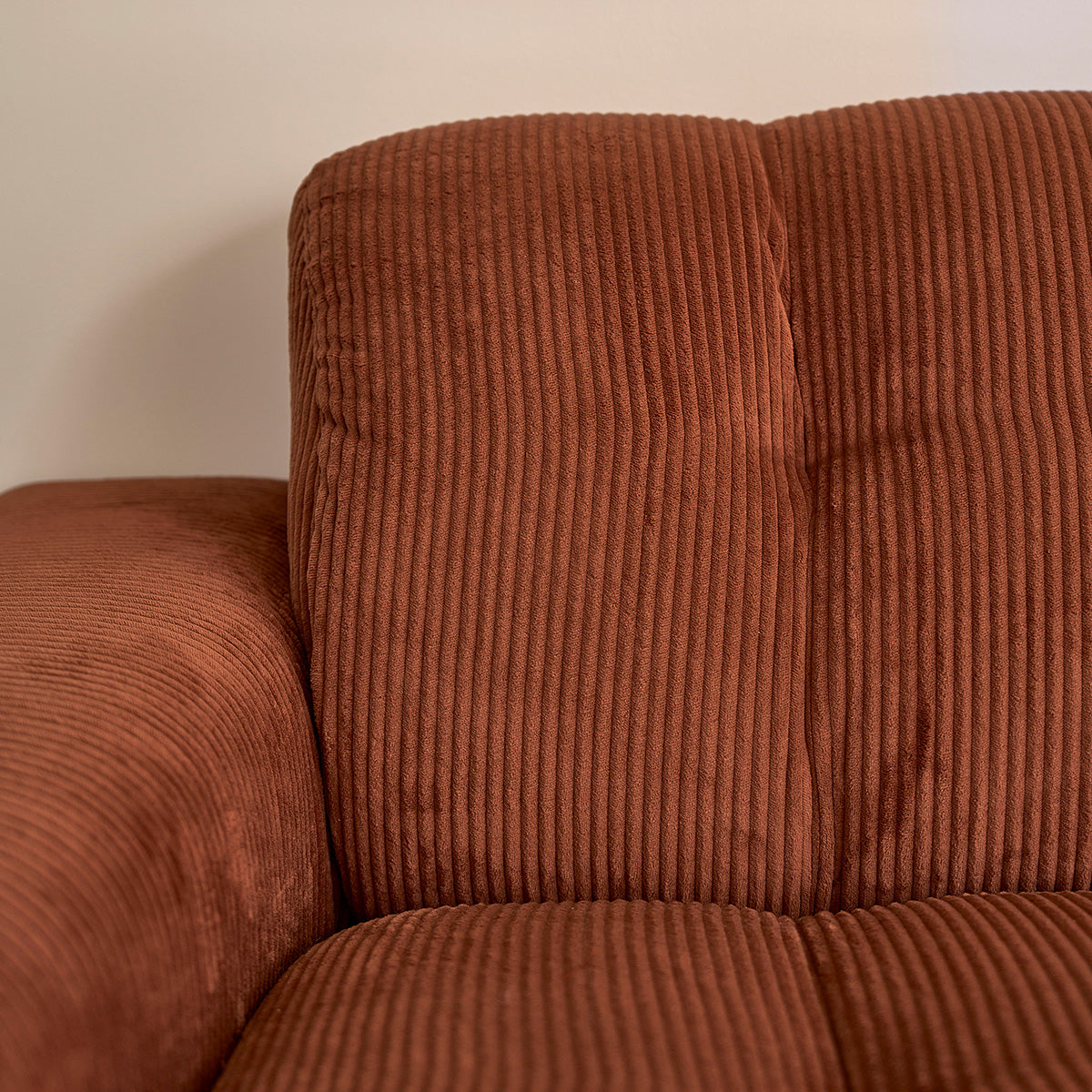 ALPHONSE - Canapé droit 4 places en velours côtelé terracotta