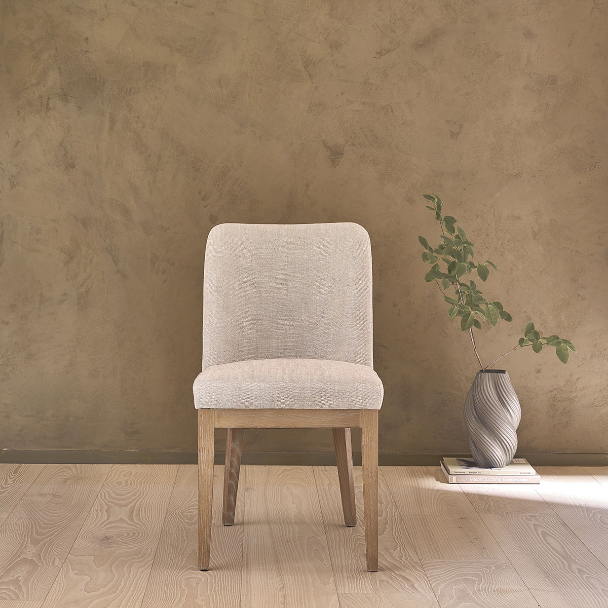 MARGOT - Chaise en chêne massif et tissu lin