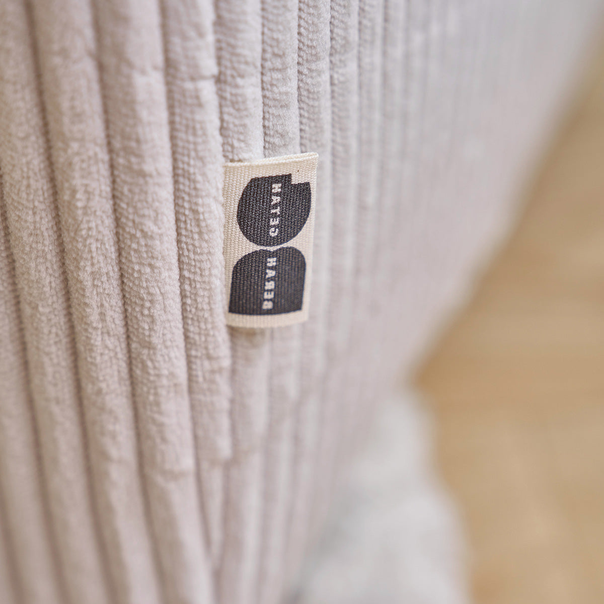 ALPHONSE - Canapé droit 3 places en velours côtelé écru