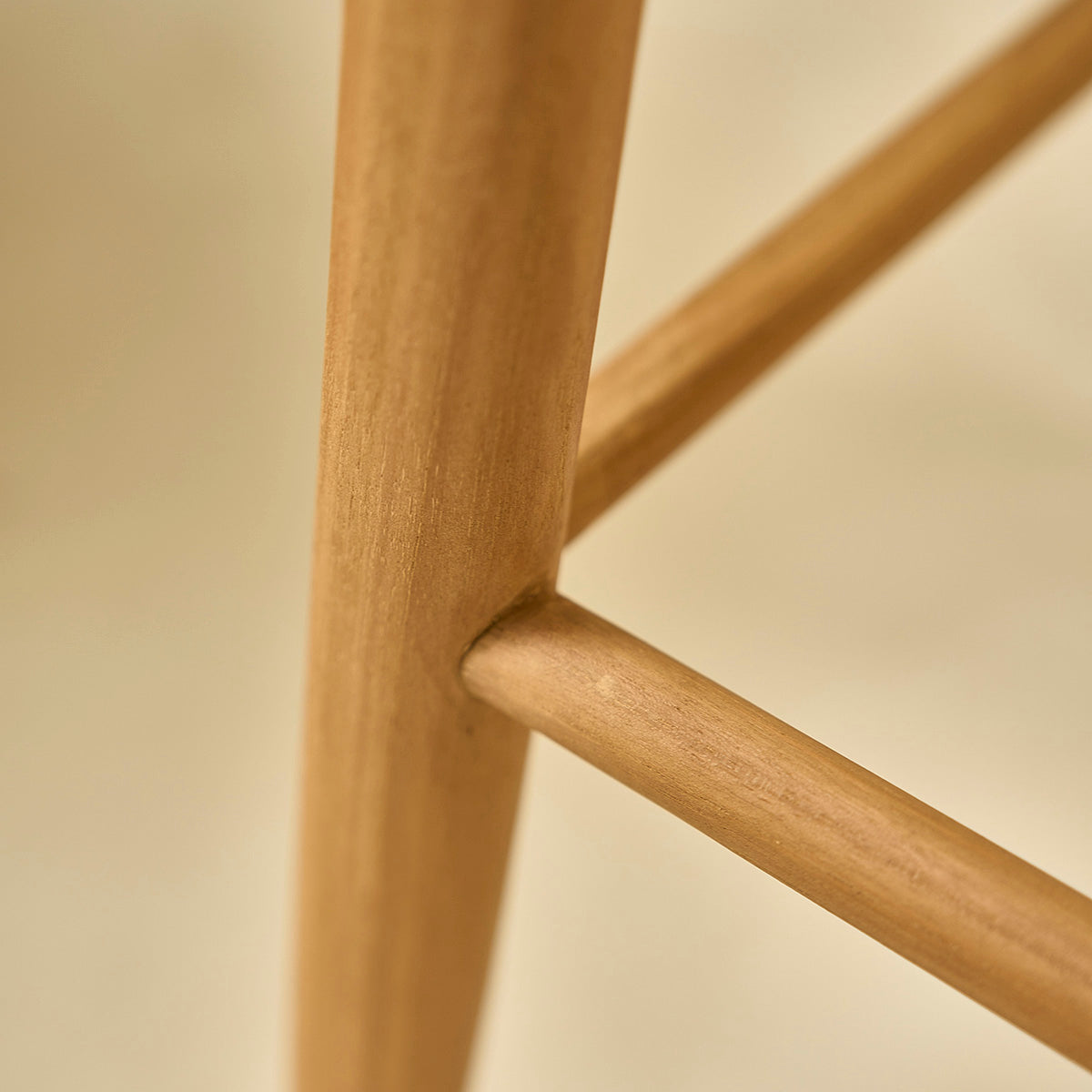 AMBRE - Tabouret en teck massif 75 cm