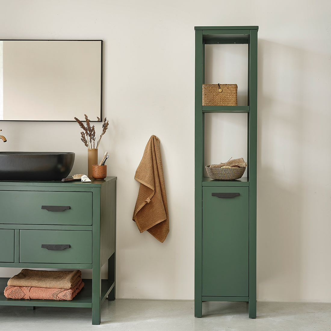 OLIVIA - Colonne de salle de bain verte en bois d'acacia 160