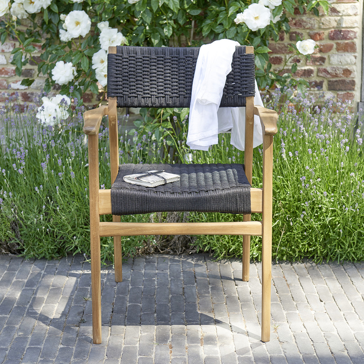 ESTHER - Fauteuil de jardin en teck massif et cordage noir